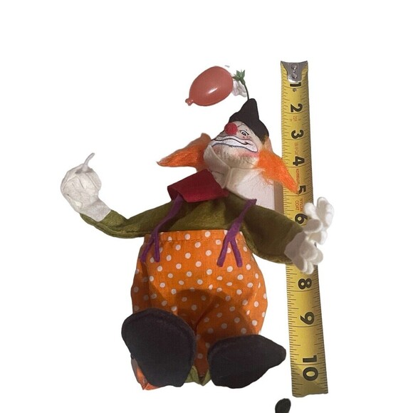 Vintage 1990 Annalee Doll 10" Hobo Circus Clown with Orange Hair, Balloon, & Tag - Picture 12 of 16